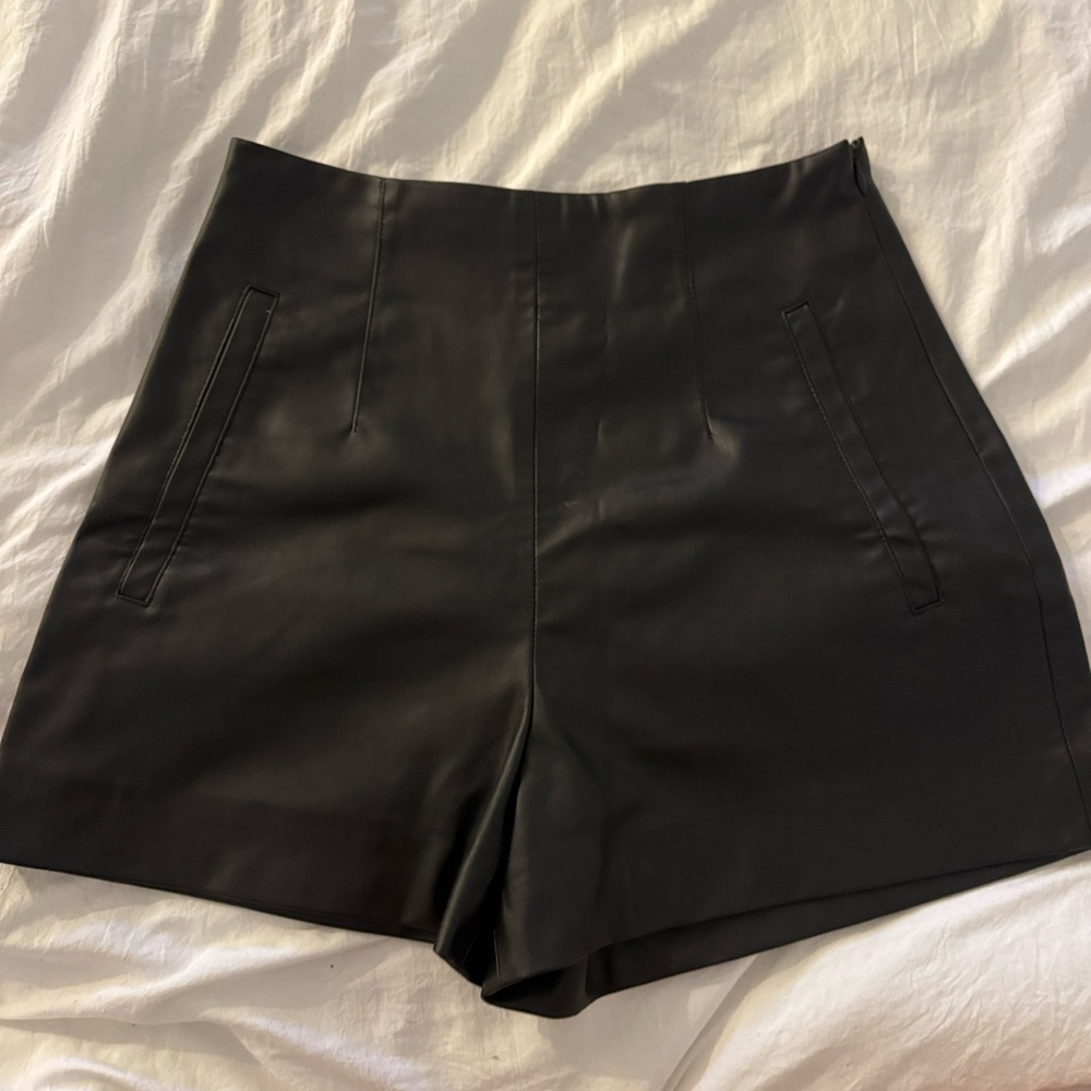Zara High Waist Black Shorts